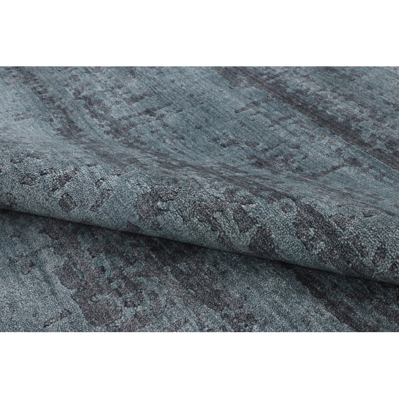 Area Rug in Dark Blue, Rectangle 9' x 12'
