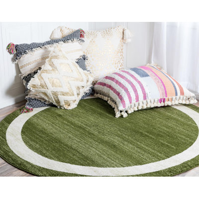 Tapis uni / rayé couleur herbe Desdemona