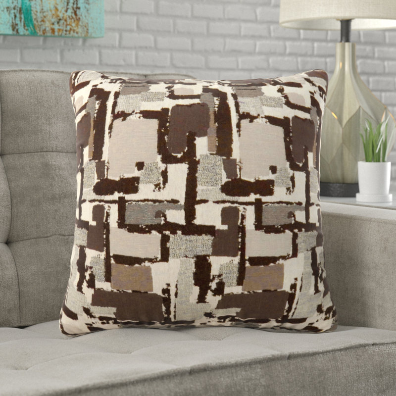 Coussin décoratif géométrique Halvorson, Brun, H 18 po x l 18 po