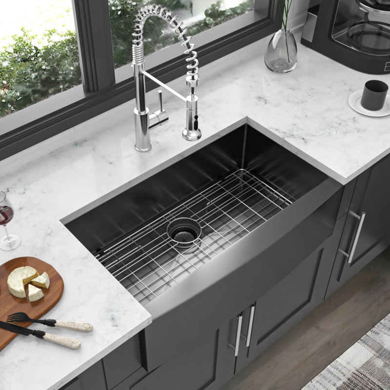 33'' L Farmhouse / Apron Single Bowl Stainless Steel Kitchen Sink, Black