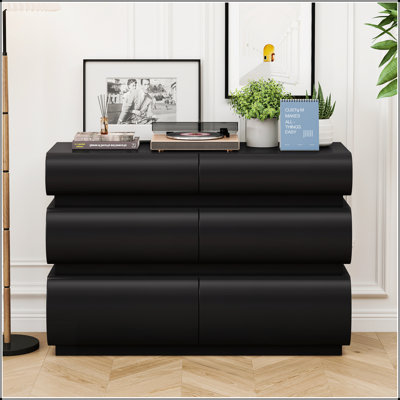Commode élégante à 6 tiroirs avec un design sans poignée, beaucoup de rangement pour l'organisation et le style de la chambre à coucher