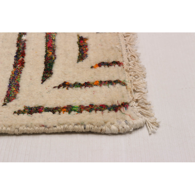 Tapis crème en soie noué à la main One Of Kind 4 pi 9 po x 7 pi 3 po