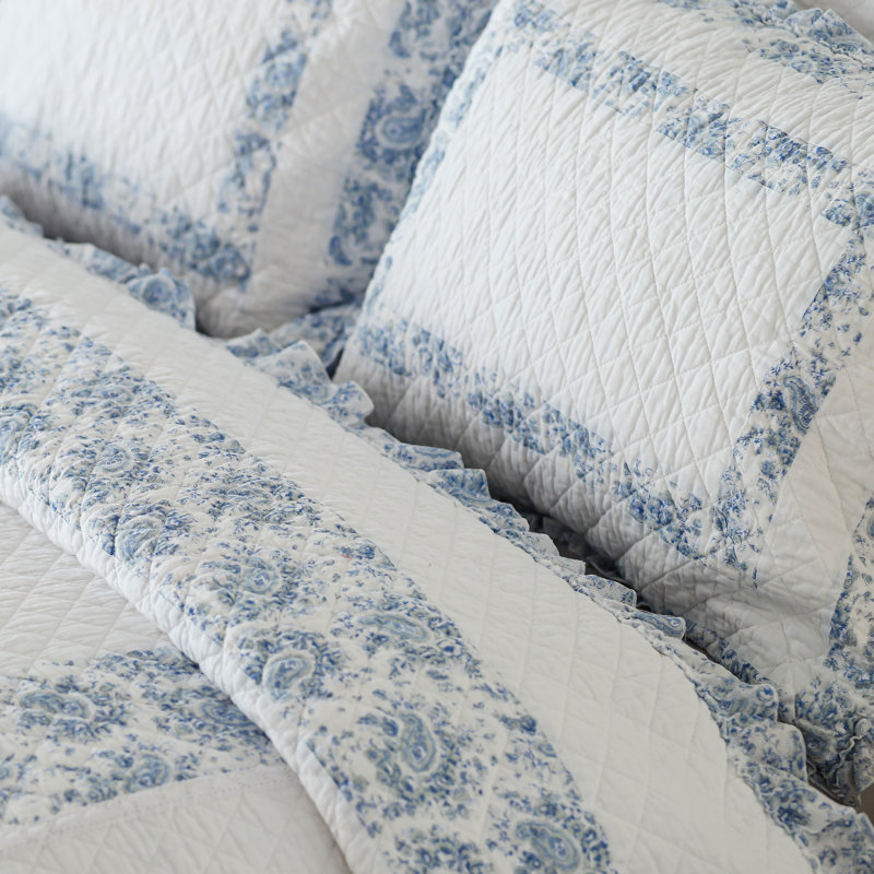 Westwick Cotton Twill Paisley Quilt, Queen Quilt + 2 Standard Shams