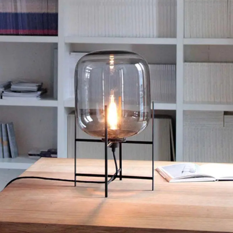 Lampe de table en fer, Noir