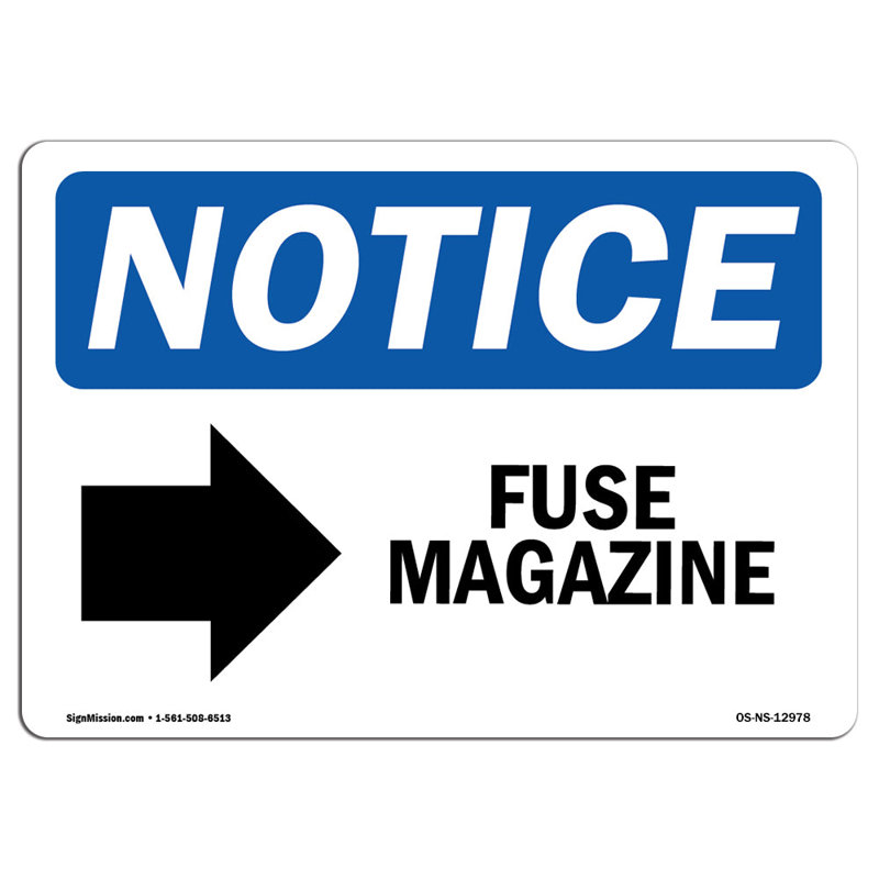 Remarquez le fusible, flèche droite du magazine