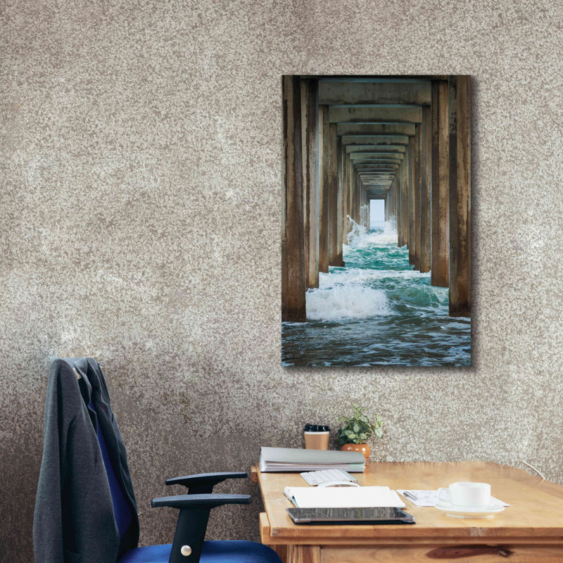 «Scripps Splash» par Chris Moyer - impression sur toile tendue, H 40 po x l 26 po x P 1,5 po