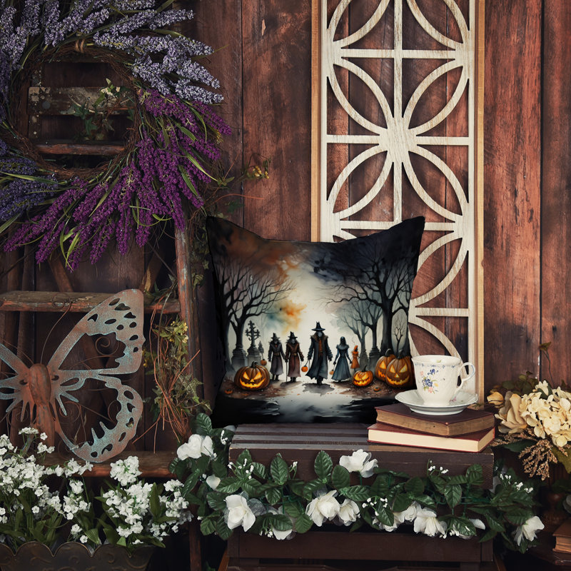 Coussin décoratif intérieur / extérieur en polyester More / Spooky More Spooky Halloween, 14 po x 14 po