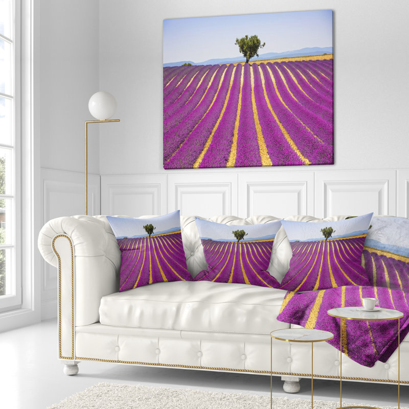 Coussin paysage paysage lavande et arbre solitaire, 18 po x 18 po, Coussin décoratif