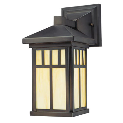 Omarion Wall Light
