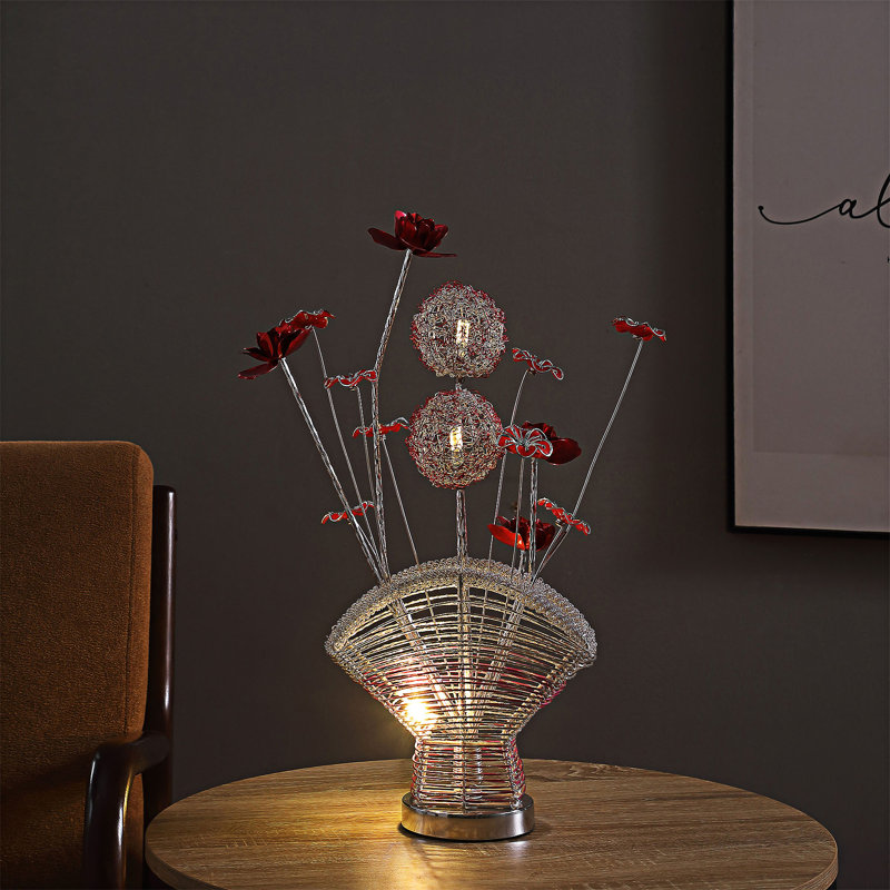 Lampe de table en aluminium en forme de fleur et vase en aluminium avec éclairage DEL, pièce décorative élégante et durable