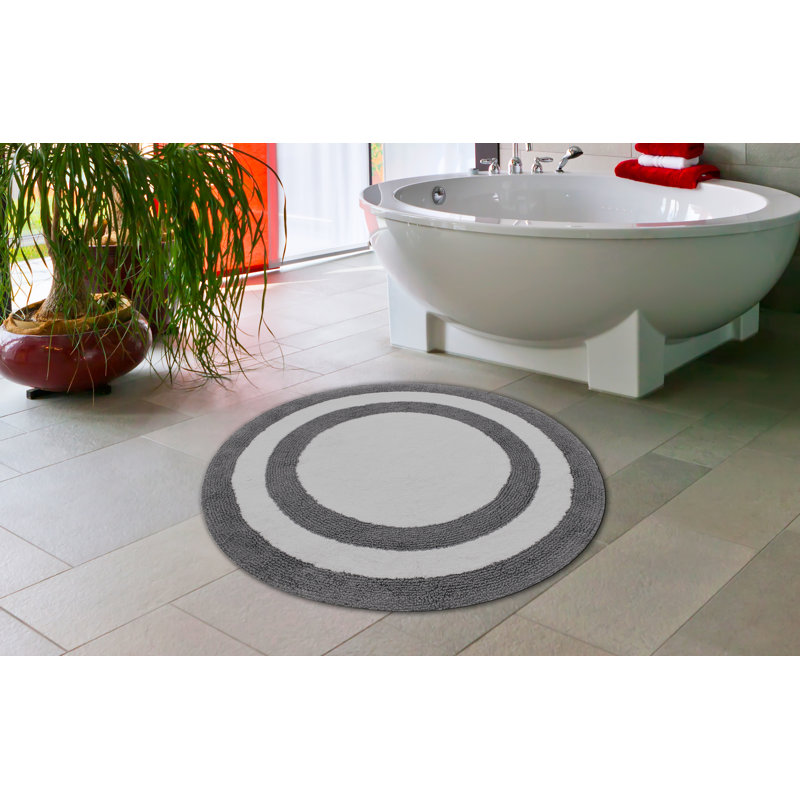 Manigault Cotton Bath Rug, Grey / White