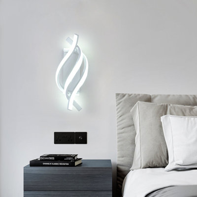 Shulin 3-Light Spiral-shaped Flush Mount Wall Sconce