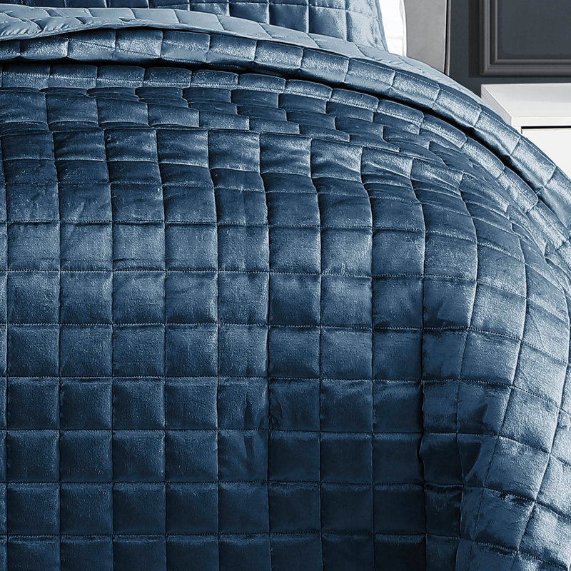 Cobalt Blue Velvet Queen Quilt Set with Shams