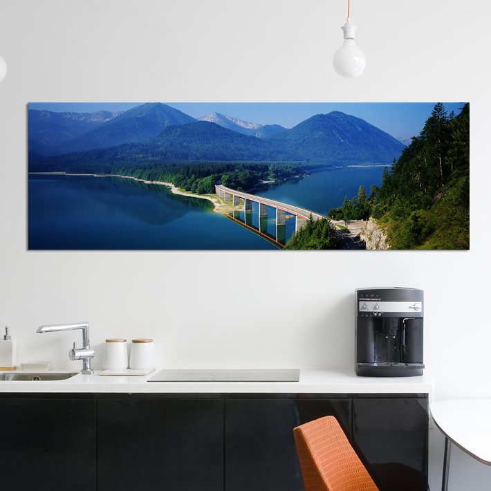 « bridge over sylvenstein reservoir, isar valley, upper bavière, germany », reproduction de photo sur toile, Toile tendue