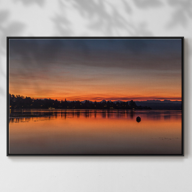 «Blaze of Glory», reproduction d'un seul cadre photo sur toile, H 37 po x l 25 po x P 2 po, Cadre noir