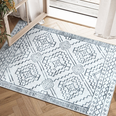 Kevontre Chenille Mashine Washable Vintage Indoor Arae Rug with Non-Slip Backing for Bedroom Living Room Kitchen Entryway