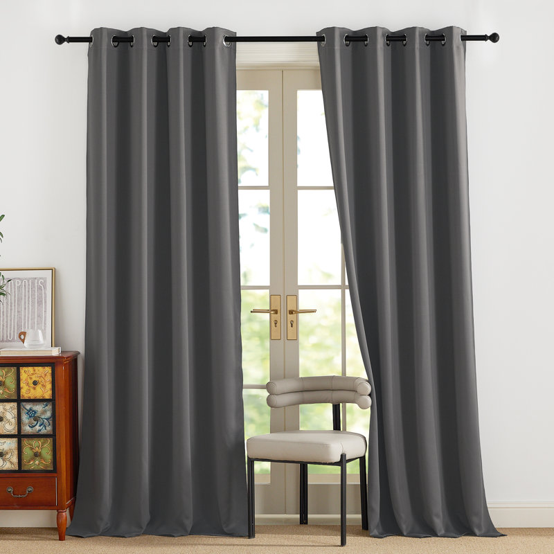 Ensemble de 2 panneaux de rideaux occultants ignifuges ignifuges / décoratifs de sous-sol, Noir, 52" W x 63" L