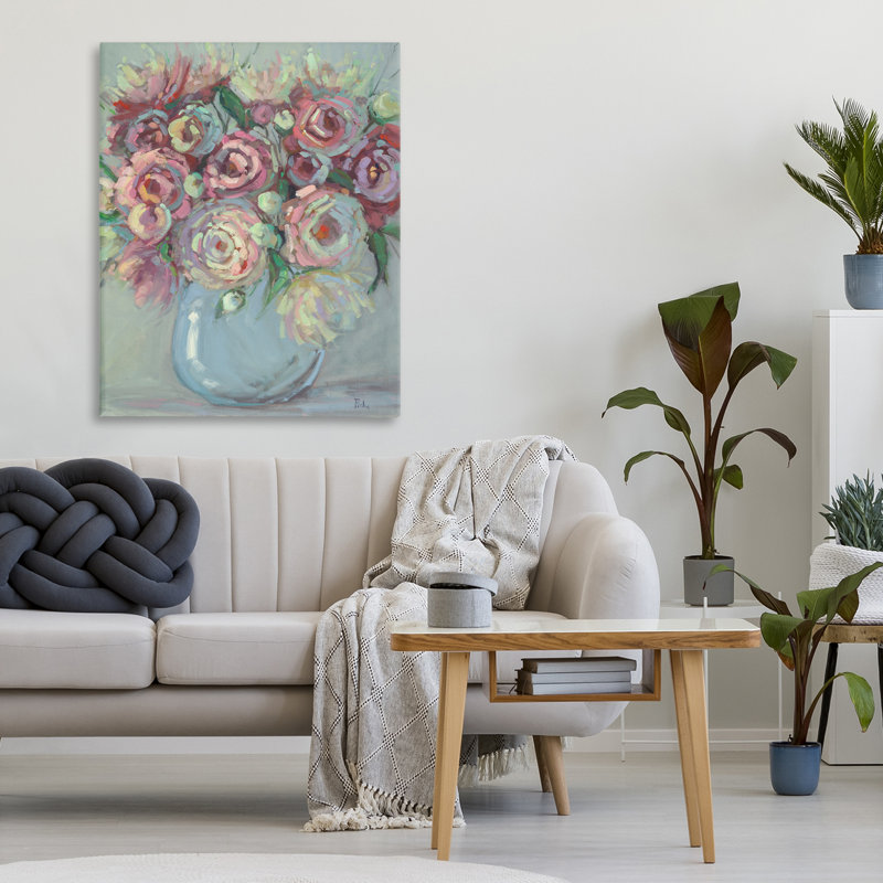 Toile pivoine dans un vase bleu, design par Vanessa Piche, H 30 po x l 24 po