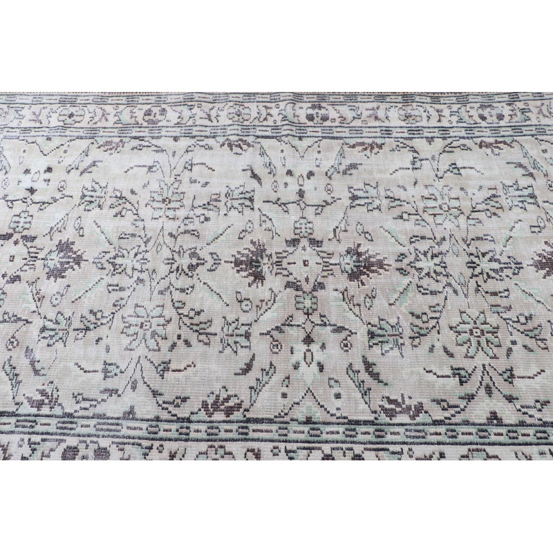 Tapis anatolien rétro tissé à la main en beige neutre pour un décor de style bohémien