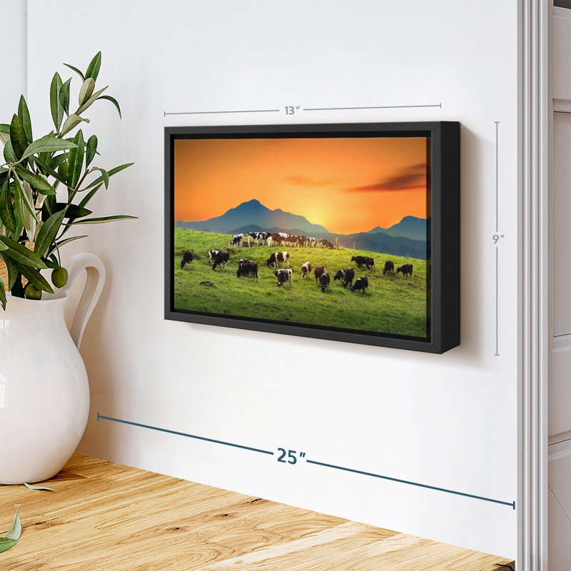 Animal «Cows In The Pasture Wall Art», H 9 po x l 13 po