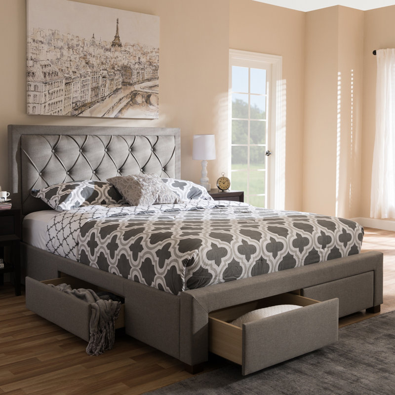 Gray Queen Upholstered Platform Storage Bed with Tufted Headboard