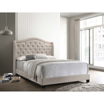 Lit à oreilles double cuivré beige, rembourré avec du tissu, support latéral de conception classique, pour chambre à coucher, style transitionnel, sommier tapissier nécessaire, lit haut de 57,74 po en beige, panneaux à haut dossier enveloppé,