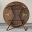 Table de salle à manger ronde brune pour salle à manger / cuisine-428504153