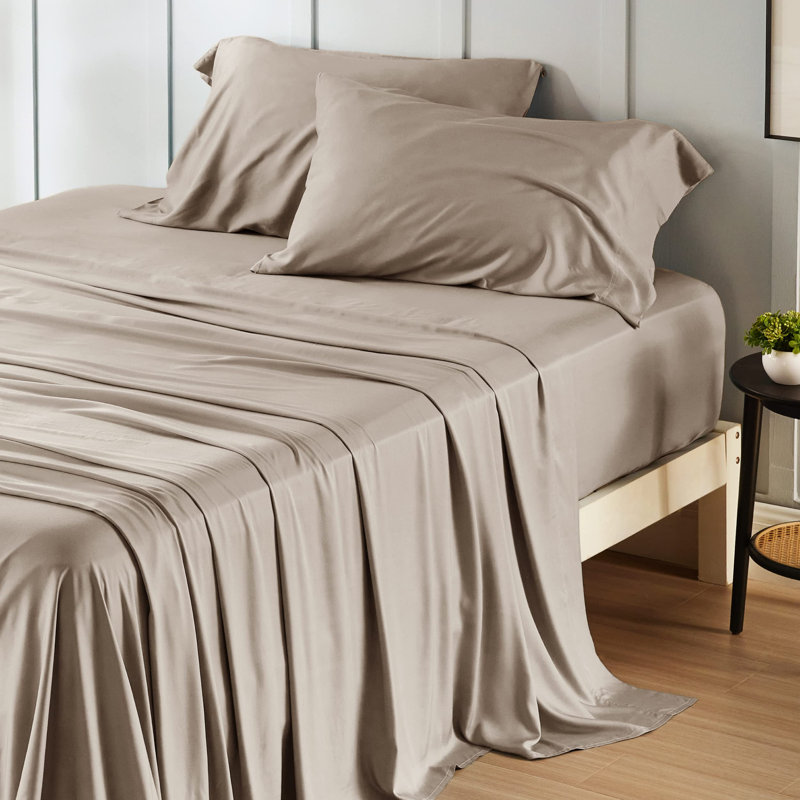 Ensemble de draps en rayonne de bambou Essential Collection, Ensemble de draps pour grand lit avec 2 taies d'or