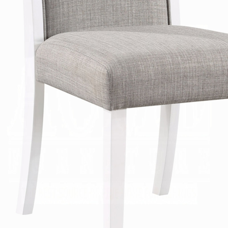 Chaise Hollyn