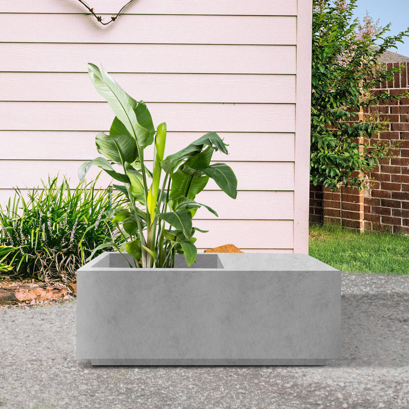 Boîte à fleurs en béton longue multifunction Leonia, H 14,6 po x l 37 po x P 14,6 po