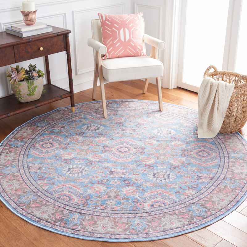 Serapi Performance Machine Washable Oriental Rug, Round 6'7"