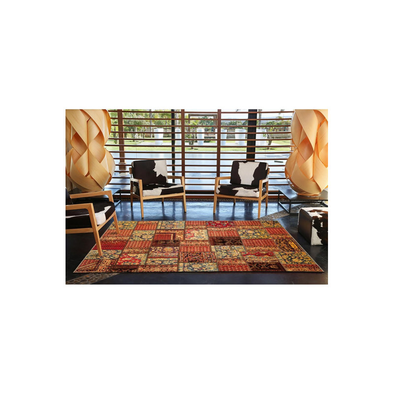 Tapis décoratif rouge à motif patchwork mixte rouge, Sous-tapis carré 3 pi 3 po inclus