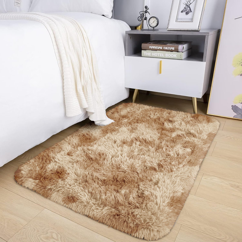 Tapis d'intérieur à poils longs Charvik, Rectangle 4 pi x 4 pi