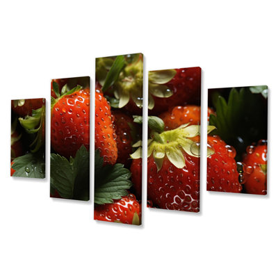 «Transparent Strawberry I», reproduction sur toile - 5 panneaux