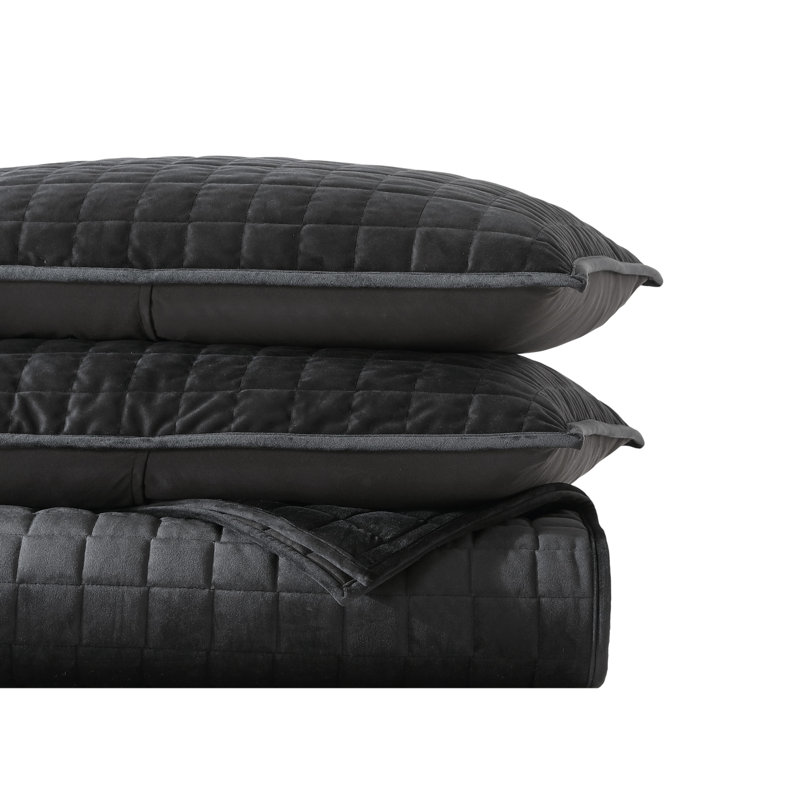 Diamond Velvet 3 Piece Quilt Set, Black, King Quilt + 2 King Shams