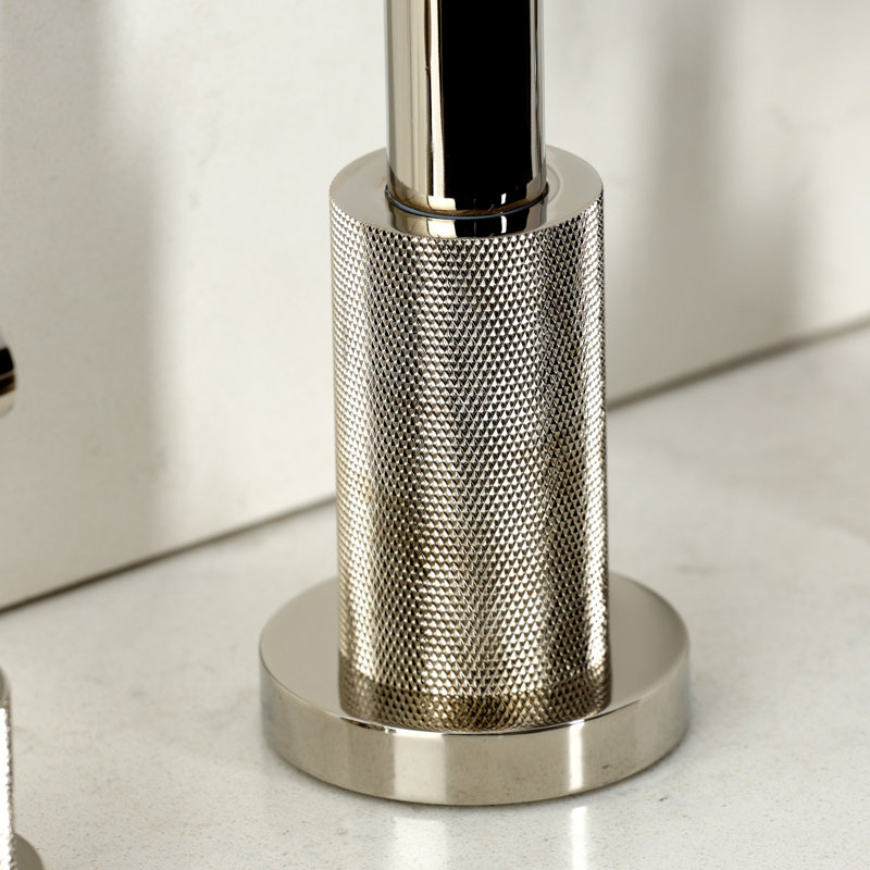 Robinet de cuisine Kingston, Nickel poli