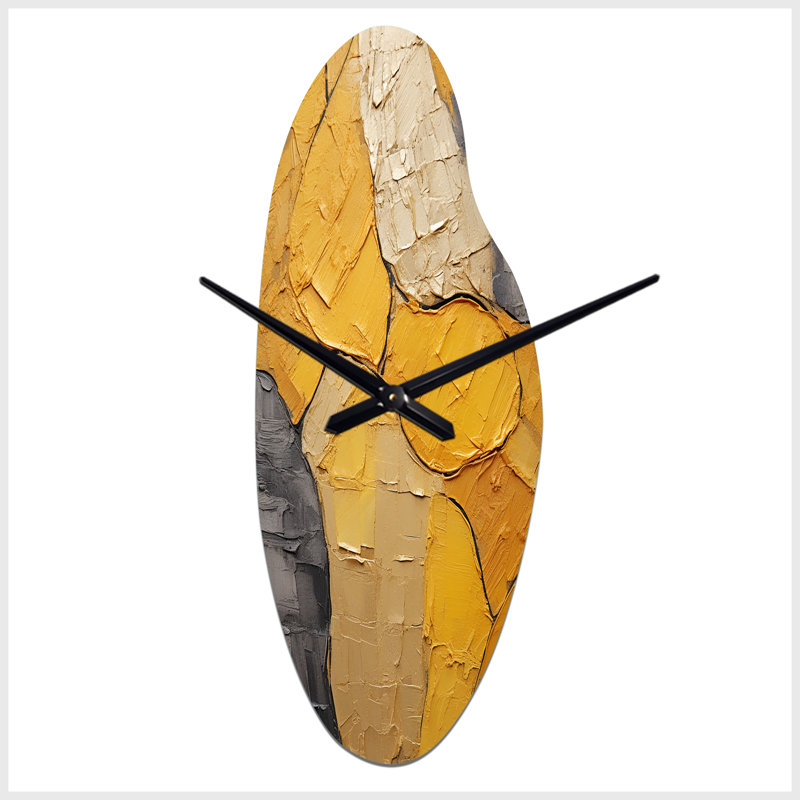 Horloge murale incurvée en métal Sakar, Médium