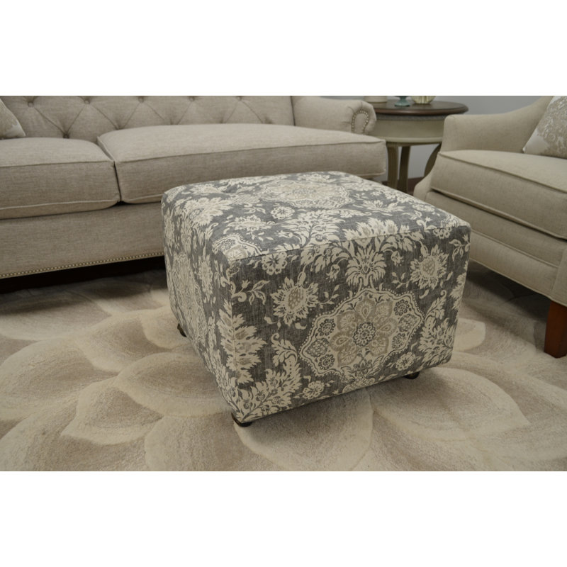 Cunningham Square Ottoman, Macarena 23