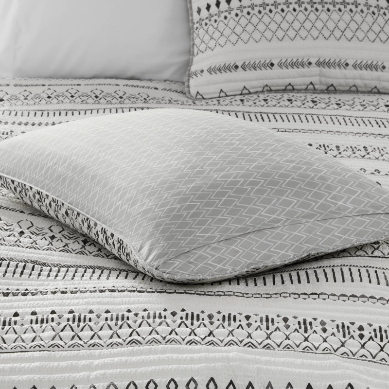 Nordic Full Reversible Microfiber Quilt Set in Blue