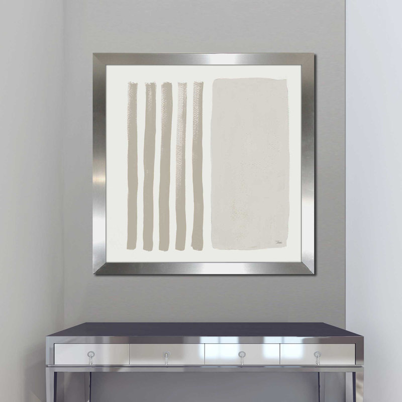 «Gray Vertical Space Abstract (Square)» par Patricia Pinto, reproduction, Encadrement argenté, H 31,5 po x l 31,5 po x P 1 po