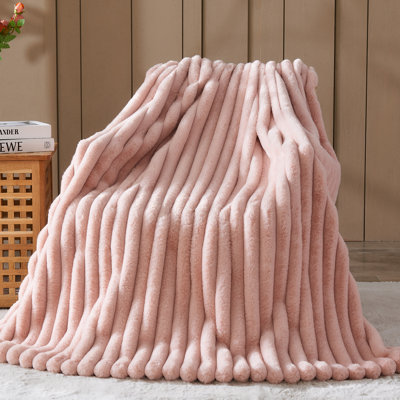 NEWCOSPLAY Faux Fur Twin Blanket Pink 3D Ribbed Plush Thick Warm Blanket for Couch Sofa Bed 850GSM (Pink Ribbed, Twin(60"x80"))