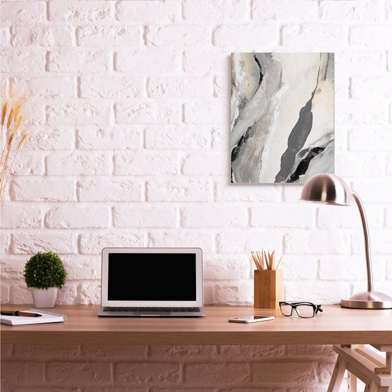 «Paint Stroke Mouvement Abstraction Grey Beige» par Lanie Loreth - Peinture, Toile tendue, H 30 po x l 24 po