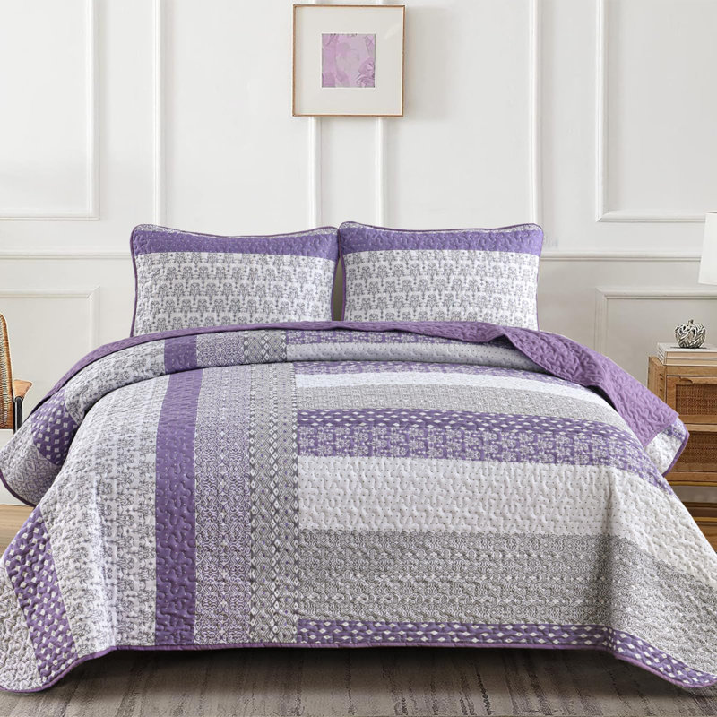 3-Piece Bohemian Patchwork Quilt Set Lightweight Microfiber Bedding Set for All Seasons, Queen Quilt + 2 Queen Pillowcases