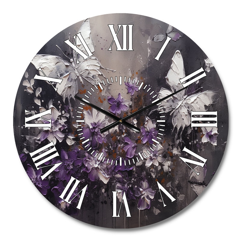 Horloge murale mauve et blanche avec ailes de papillon et fleurs mauves et blanches, Médium