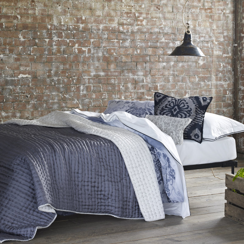 Chenevard Chalk & Graphite Quilt, King