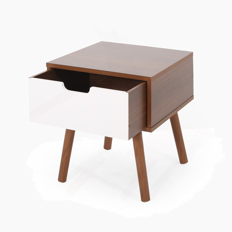 Table de bout, Noyer