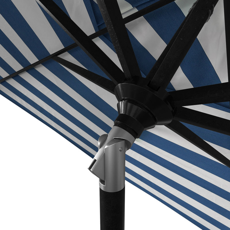 Parasol de patio noir en pierre 11 pieds avec manivelle en aluminium nervuré à Cabana Regatta Sunbrella, Blanc / Bleu