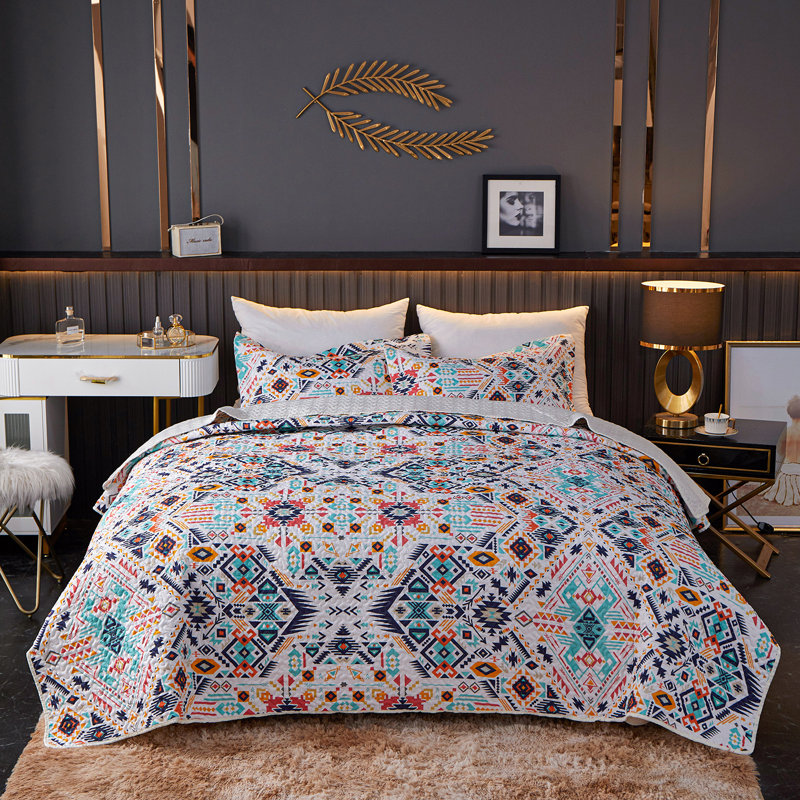 Boho Quilt Set Queen Size - Lightweight Bohemian Bedspread for Bedroom Decor, Queen Coverlet + 2 Queen Shams
