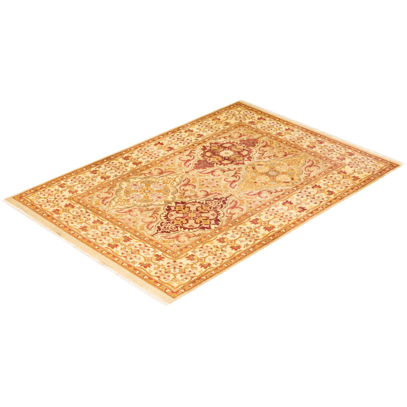 Tapis unique ivoire / orange / rouge noué à la main 4 pi 3 po x 5 pi 8 po Vang Mogul