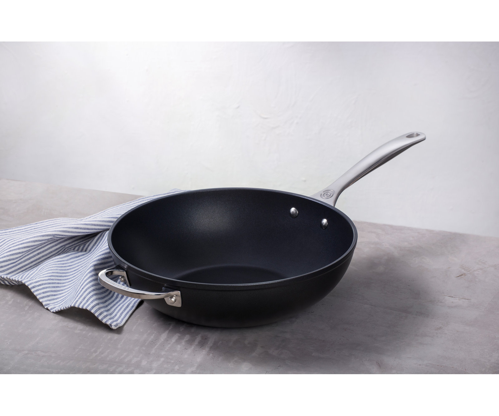 Le Creuset Toughened Non-Stick Stir-Fry Pan, 12"